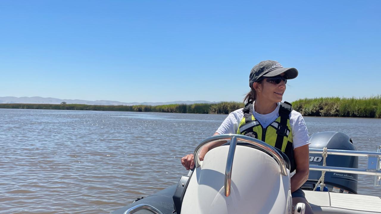 kyra mills driving the boat