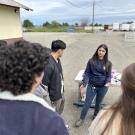 Jane Riner teaching SAVMA students in the darting wet lab